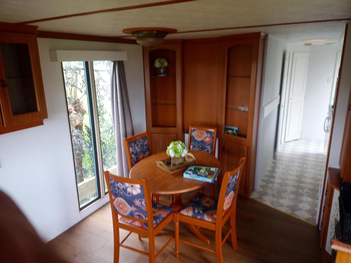 De Boerenskuur..Chalet.. Assendelft المظهر الخارجي الصورة